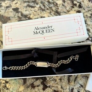 ALEXANDER MCQUEEN SILVER/PEWTER CHAIN BRACELET NEW!Box w/Tags 2023 collection